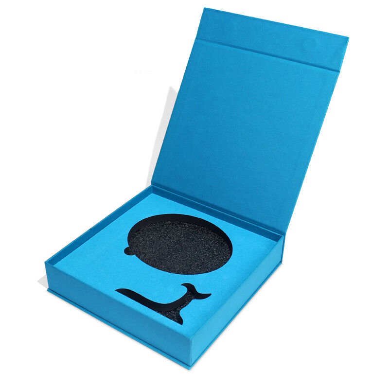 도매 맞춤형 로고 EVA 폼 삽입 재활용 재료가 있는 단단한 판지 자석 선물 포장 상자
