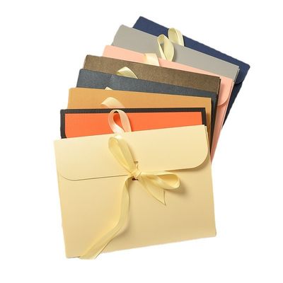 캔버드 봉투 리본 닫힘과 함께 사용자 지정 종이 봉투